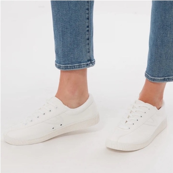 Vintage Tretorn Nylite Plus Canvas Sneaker in White Size 9.5 - Picture 1 of 11